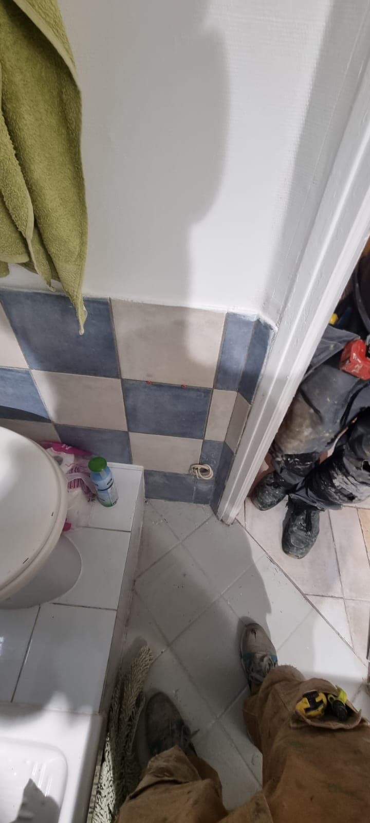 Renovation complete et aménagement d'une salle d’eau - Image 2